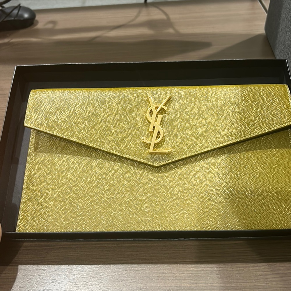 NWT Saint Laurent YSL Uptown Medium Pouch